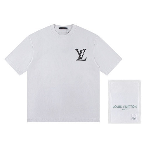 LOUIS VUITTON レタープリントクルーネックTシャツ