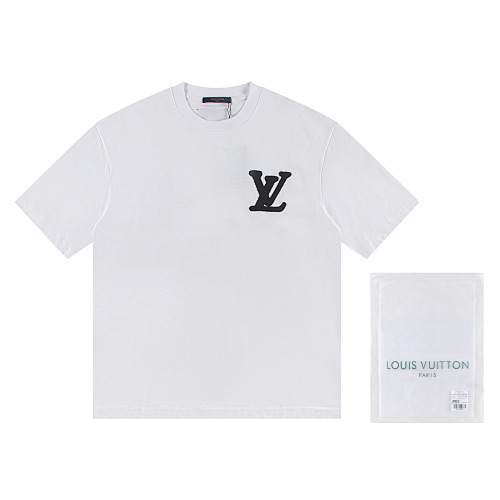 LOUIS VUITTON 刺繍入りレタークルーネックTシャツ